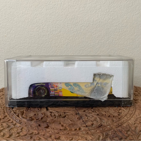 Jimmy Spencer #23 Smokin Joe's 1997 Thunderbird 1:24 Scale Car Action W249701089 - Picture 3 of 7